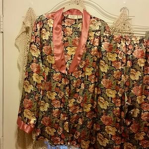 Gold label Victoria Secret lounge 2 pc polyester s